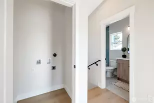 1605 SW Kenyon St, Seattle, WA 98106 - Photo 19