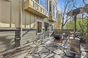 3671 Dayton Ave N, Seattle, WA 98103 - Photo 23