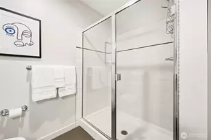 3671 Dayton Ave N, Seattle, WA 98103 - Photo 11