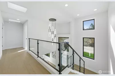 16068 SE 44th Court, Bellevue, WA 98006 - Photo 19