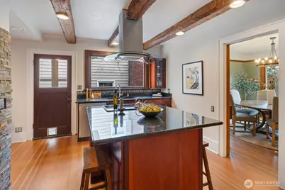 2463 26th Avenue E, Seattle, WA 98112 - Photo 9