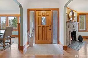 2463 26th Ave E, Seattle, WA 98112 - Photo 3