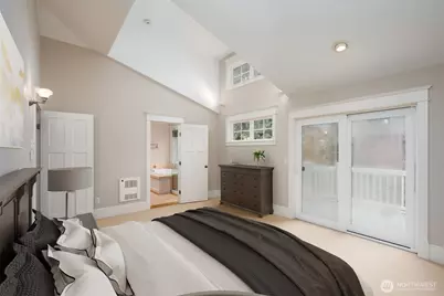 6215 22nd Avenue NE, Seattle, WA 98115 - Photo 21