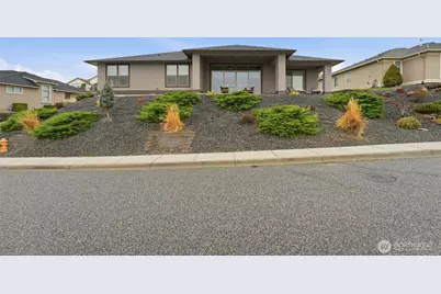 1359 White Bluffs Street, Richland, WA 99352 - Photo 1