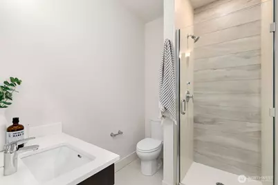 3641 Dayton Avenue N, Seattle, WA 98103 - Photo 19