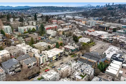 3641 Dayton Avenue N, Seattle, WA 98103 - Photo 31