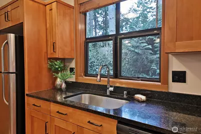 313 Edgecliff Drive, Langley, WA 98260 - Photo 13