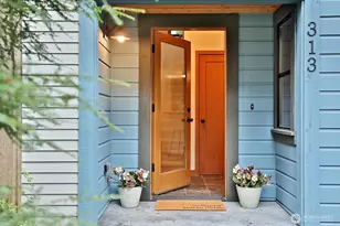 313 Edgecliff Dr, Langley, WA 98260 - Photo 3