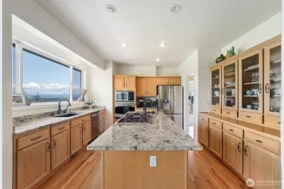 1048 Cassius Court, Camano Island, WA 98282 - Photo 5