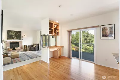 1048 Cassius Court, Camano Island, WA 98282 - Photo 7