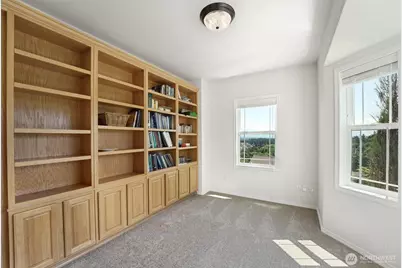 1048 Cassius Court, Camano Island, WA 98282 - Photo 25