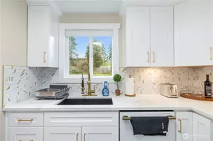 293 146th Pl NE, Bellevue, WA 98007 - Photo 17