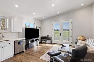 23715 70th St E, Buckley, WA 98321 - Photo 37