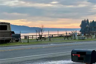 27051 N US Hwy 101, Hoodsport, WA 98548 - Photo 3