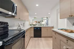 6439 139th Ave NE, Redmond, WA 98052 - Photo 13