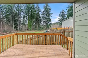 256 NE Tronson Cir, Bremerton, WA 98311 - Photo 11