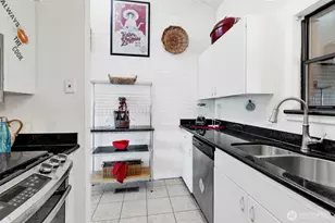 10911 D Glen Acres Dr S, Seattle, WA 98168 - Photo 19