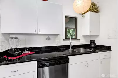 10911 D Glen Acres Drive S, Seattle, WA 98168 - Photo 21