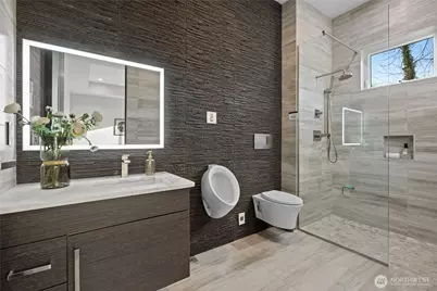 11210 SE 74th Street, Newcastle, WA 98056 - Photo 29