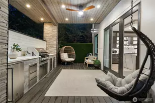 11210 SE 74th St, Newcastle, WA 98056 - Photo 37