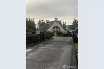 1600 121st Street SE #J101, Everett, WA 98208 - Photo 5