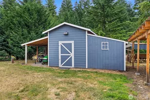 14628 SE Vail Cut Off Rd, Rainier, WA 98576 - Photo 33