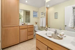 817 Puget Way, Edmonds, WA 98020 - Photo 21