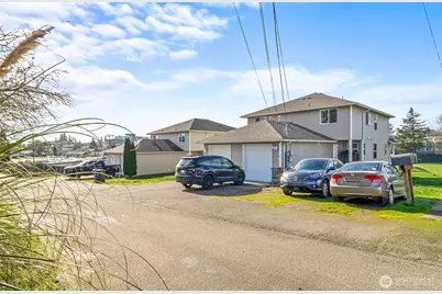 2905 11th Street #A, Everett, WA 98201 - Photo 3