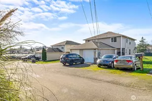 2905 11th St, Everett, WA 98201 - Photo 3