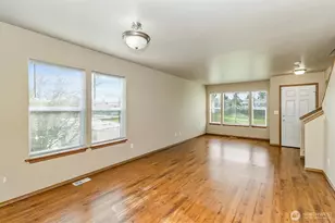 2905 11th St, Everett, WA 98201 - Photo 7