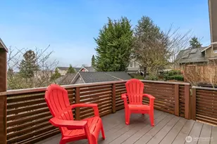 210 W McGraw St, Seattle, WA 98119 - Photo 13