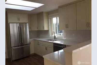 4618 Seahurst Avenue, Everett, WA 98203 - Photo 9