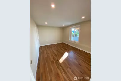 4618 Seahurst Avenue, Everett, WA 98203 - Photo 13