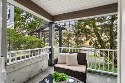 215 20th Avenue E #103, Seattle, WA 98112 - Photo 21