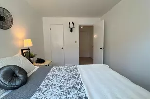 1800 Taylor Ave N, Seattle, WA 98109 - Photo 3