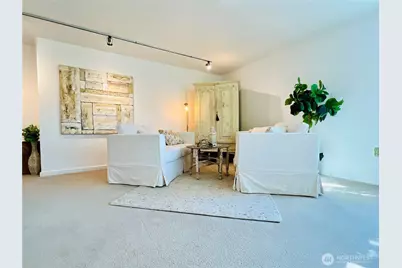 1800 Taylor Avenue N #406, Seattle, WA 98109 - Photo 11