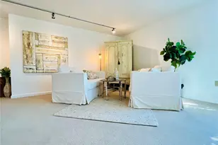 1800 Taylor Ave N, Seattle, WA 98109 - Photo 11