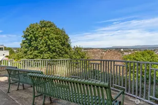 1800 Taylor Ave N, Seattle, WA 98109 - Photo 17