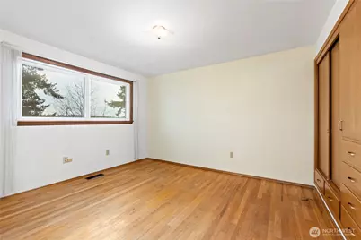 20628 10th Avenue S, Des Moines, WA 98198 - Photo 17