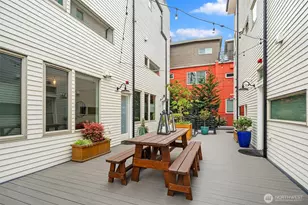 1535 Grandview Pl E, Seattle, WA 98112 - Photo 9