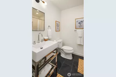 1535 Grandview Place E, Seattle, WA 98112 - Photo 5