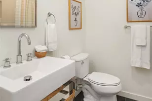 1535 Grandview Pl E, Seattle, WA 98112 - Photo 5