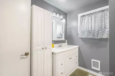 717 S Locust Lane, Moses Lake, WA 98837 - Photo 17