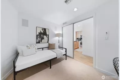 10650 NE 9th Place #923, Bellevue, WA 98004 - Photo 15