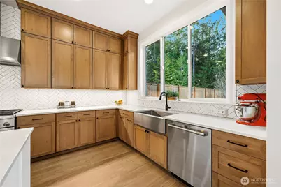 1291 247th Place NE, Sammamish, WA 98074 - Photo 17