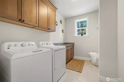 1291 247th Place NE, Sammamish, WA 98074 - Photo 31