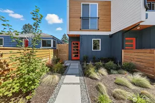 9020 13th Ave NW, Seattle, WA 98117 - Photo 3