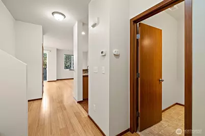 1317 52nd Street NE, Auburn, WA 98002 - Photo 5