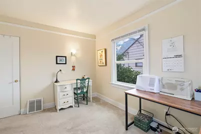 6824 Pacific Avenue, Tacoma, WA 98408 - Photo 13