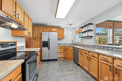 108 171st Street E, Spanaway, WA 98387 - Photo 9